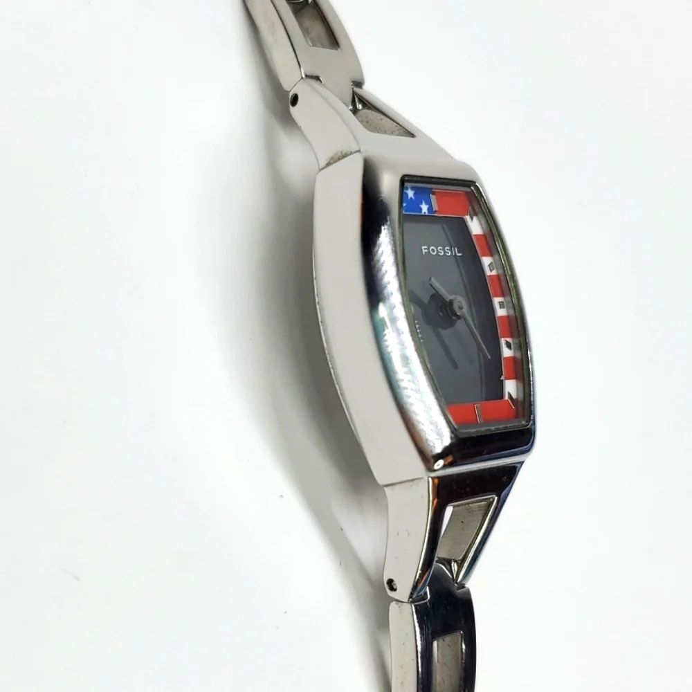 Vintage Fossil Big Tic ES9744 USA Flag Watch Silver Tone Y2K Animated Dial